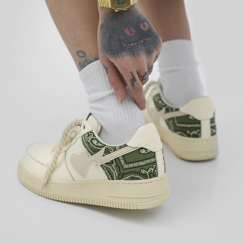 35 · Beige