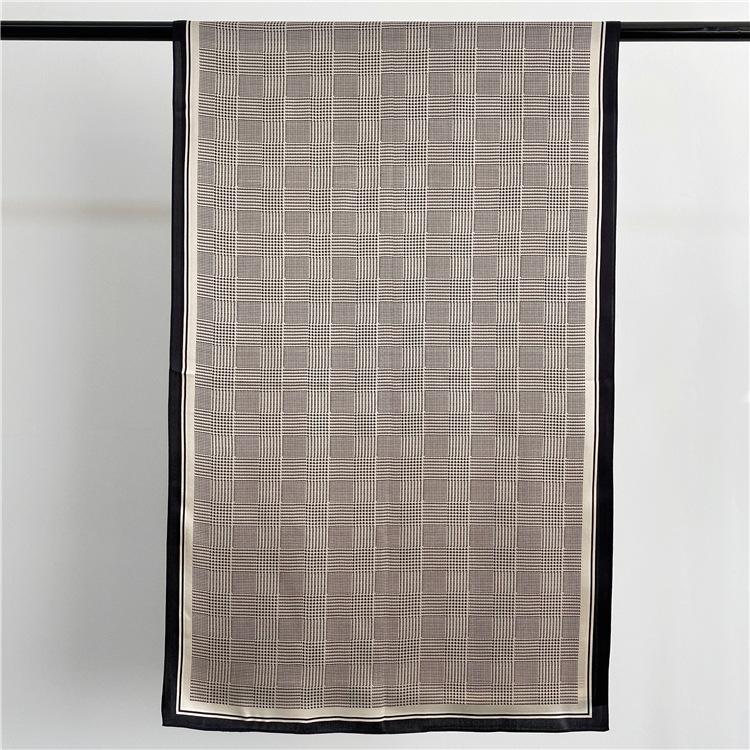 Black and white houndstooth 170cm