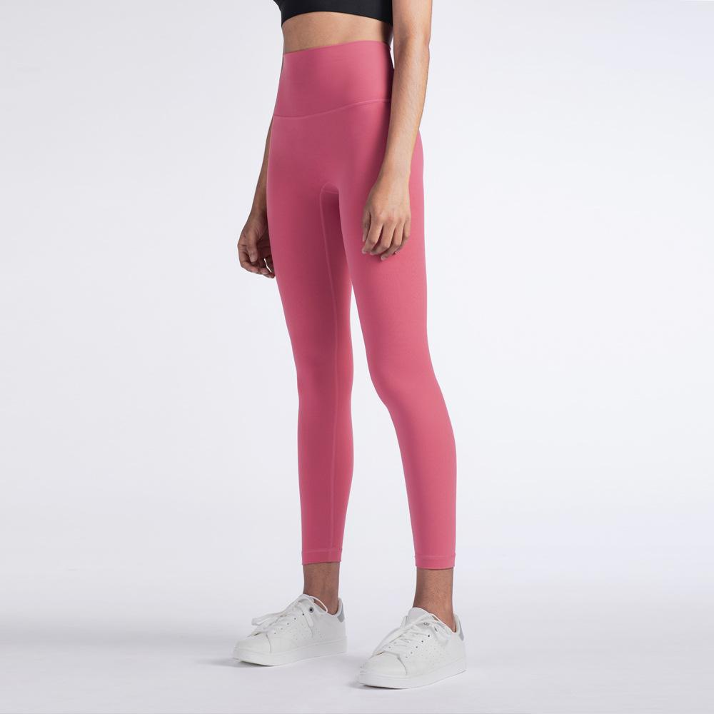L · Pink