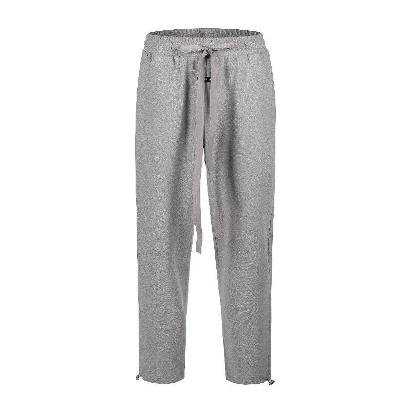 L · Grey