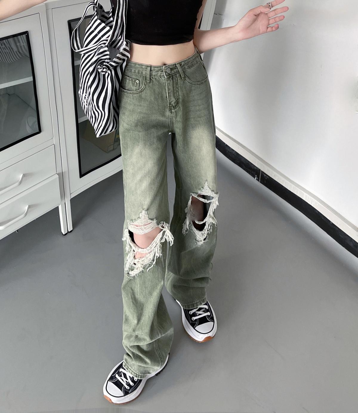 L · Green