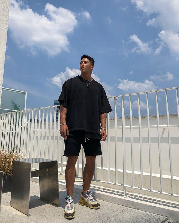2XL · Black
