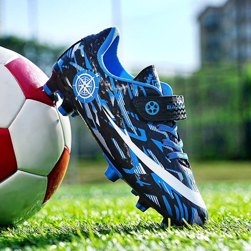Black And Blue Spike 28