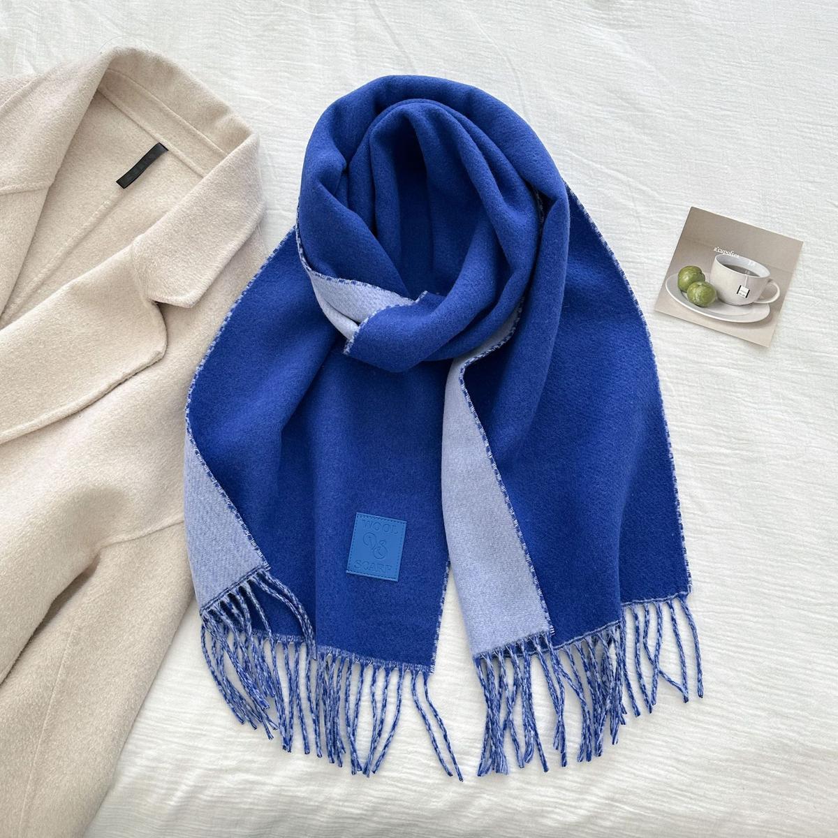 Thickened Double-sided Two-tone Wool Scarf Versatile Solid-color Tassel Shawl For Warmth And Style Klein Blue 32x175CM