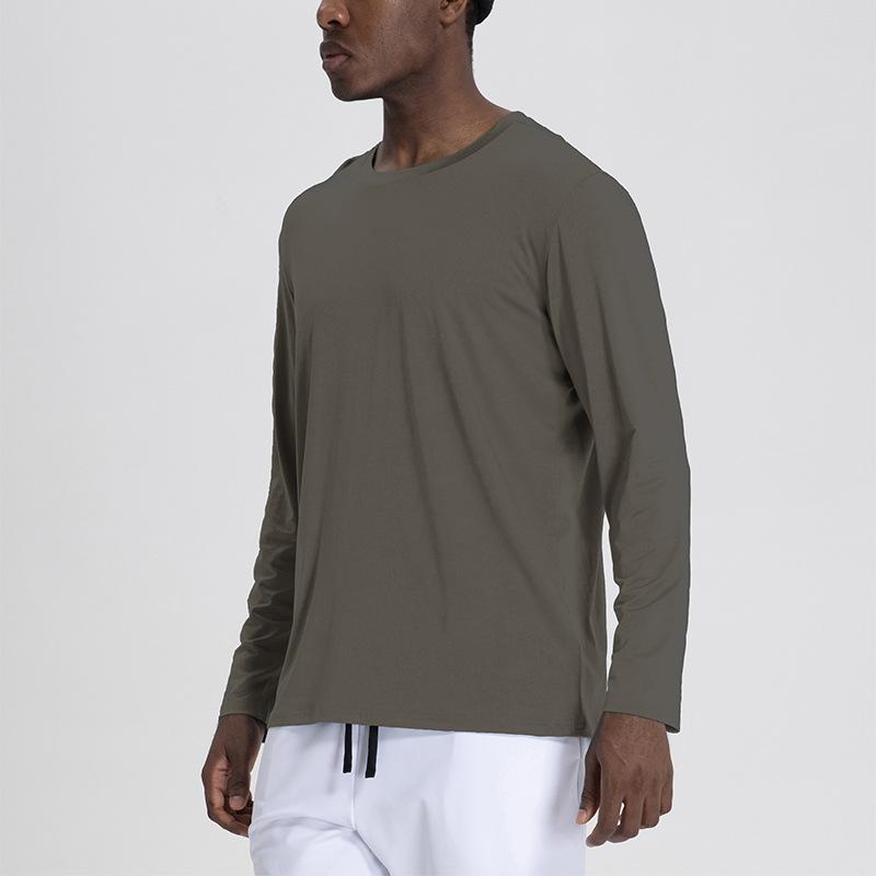 M · Khaki
