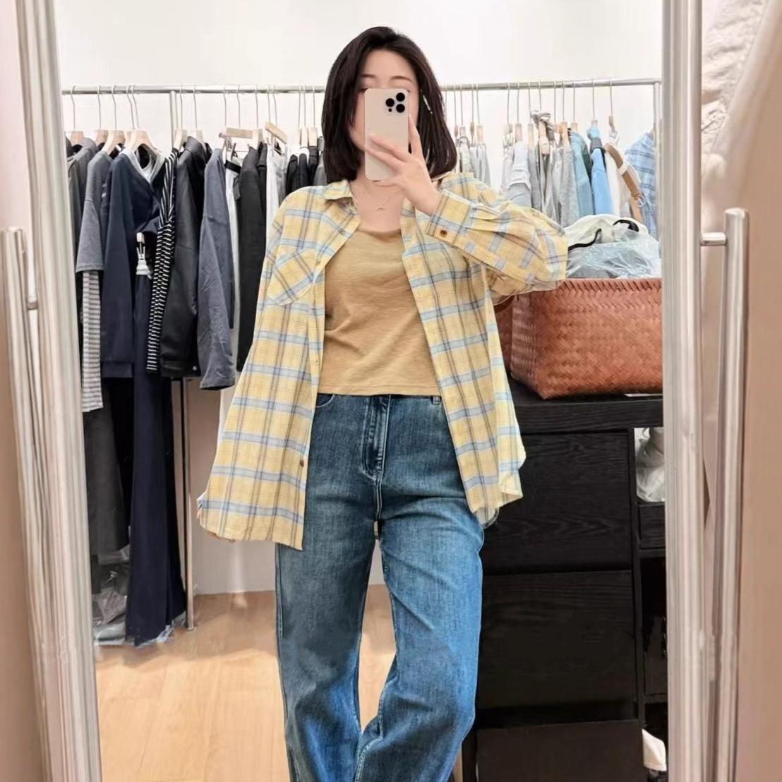 L · Yellow