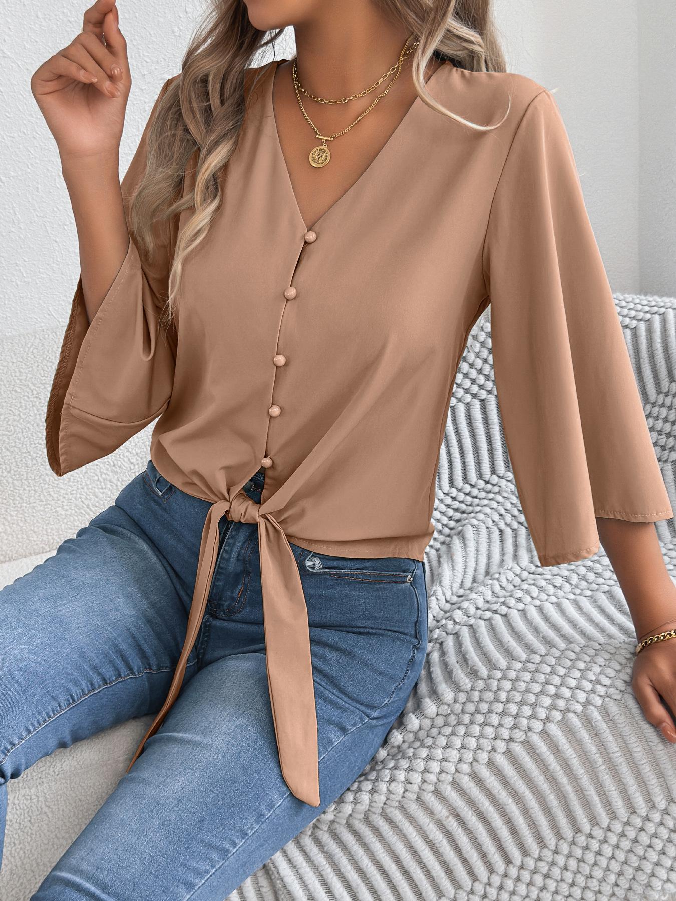 L · Khaki