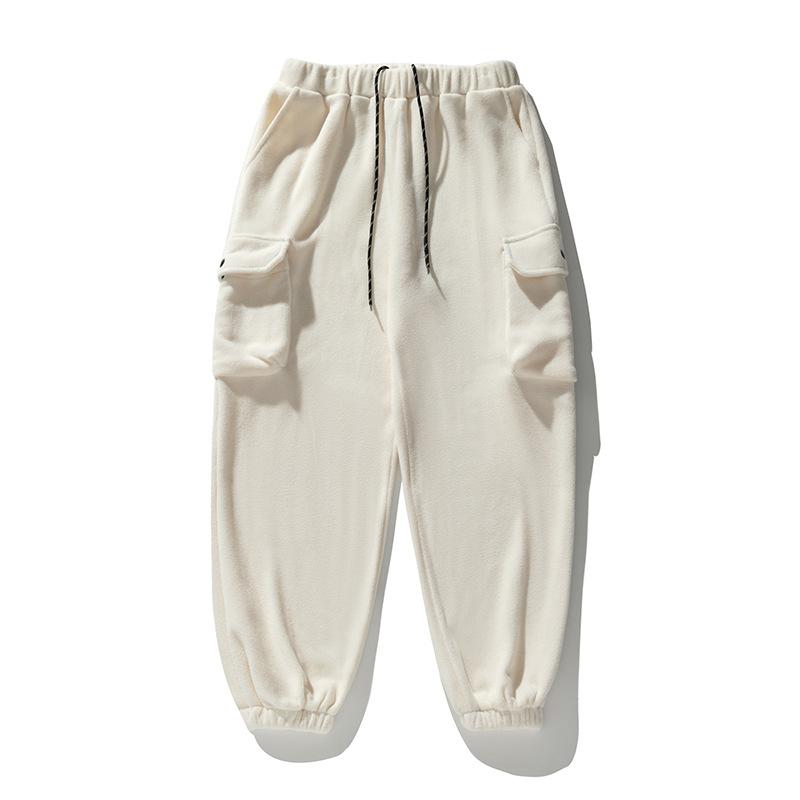 L · Beige