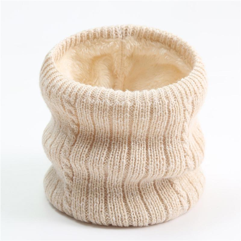 Beige Circumference 48cm Height 20cm