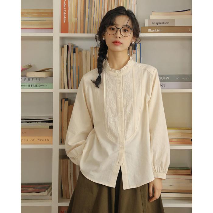 L · Apricot