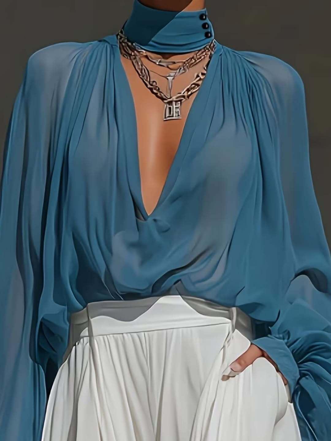 L · Blue