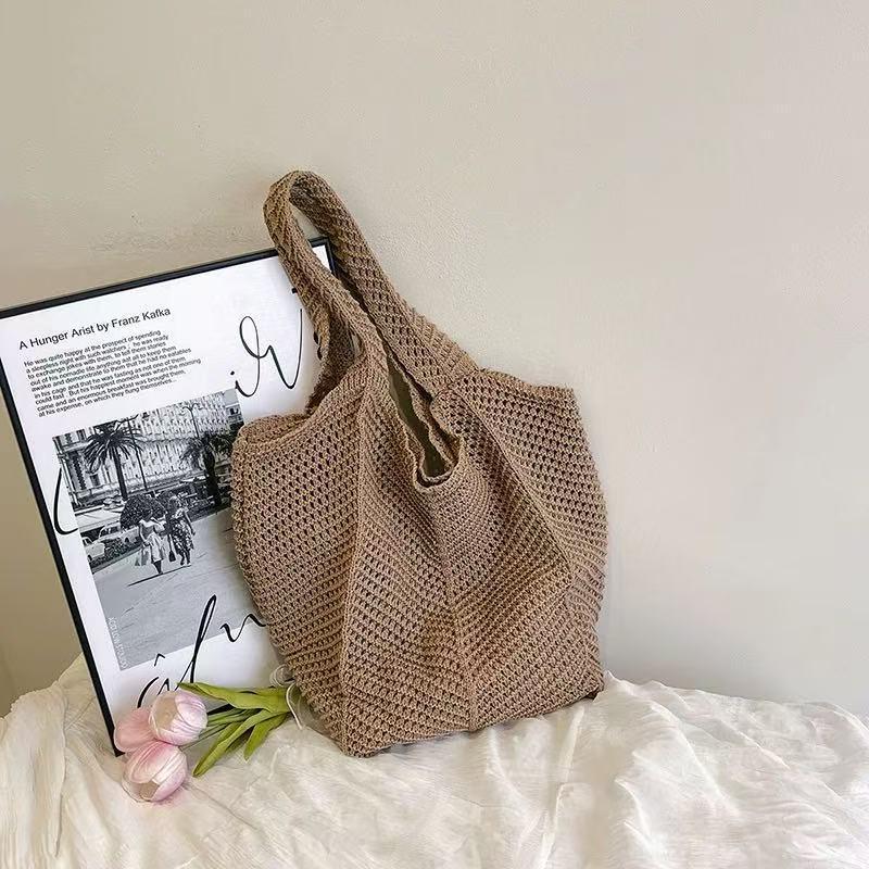 Four cornered bag coffee color 37X30X2CM