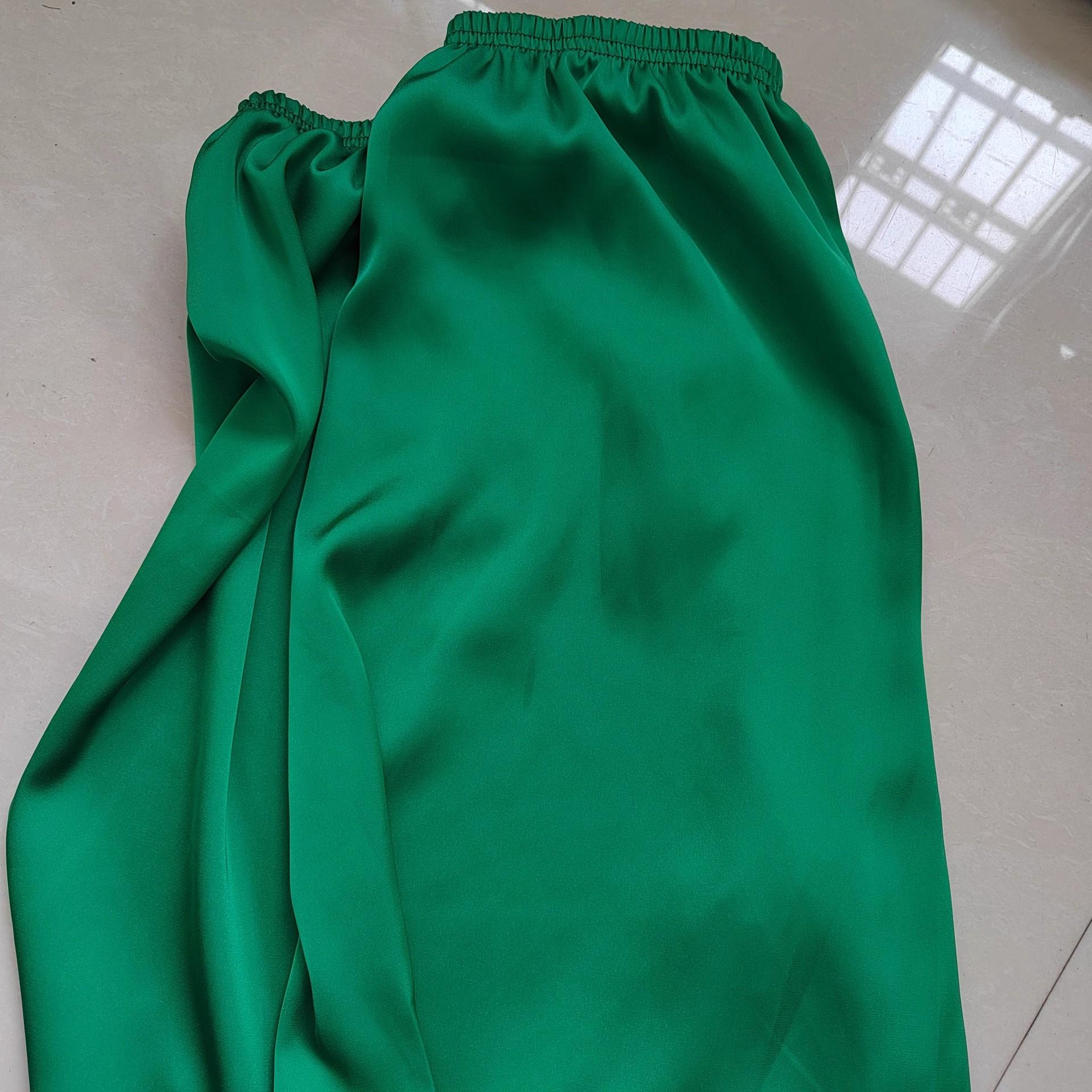 L · Light Green