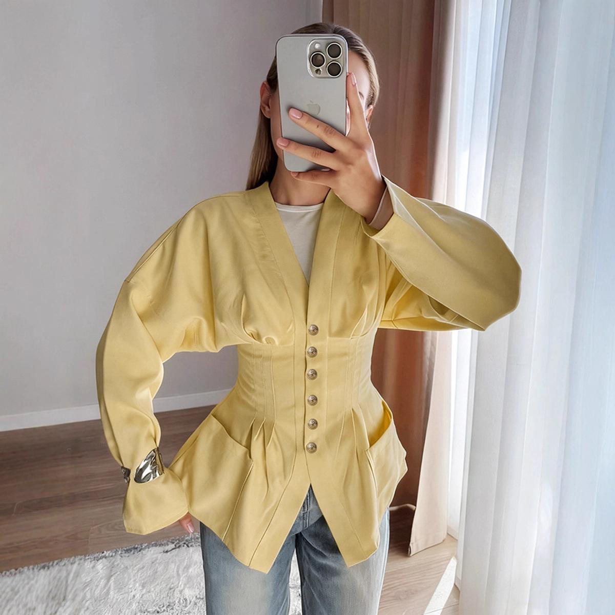 L · Yellow
