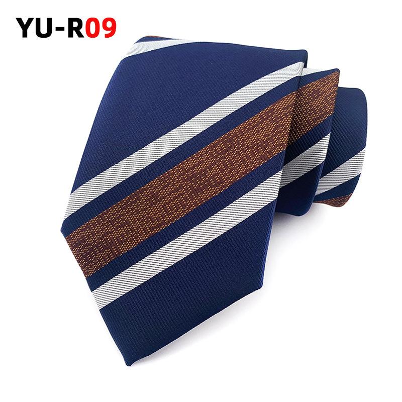 YUR09