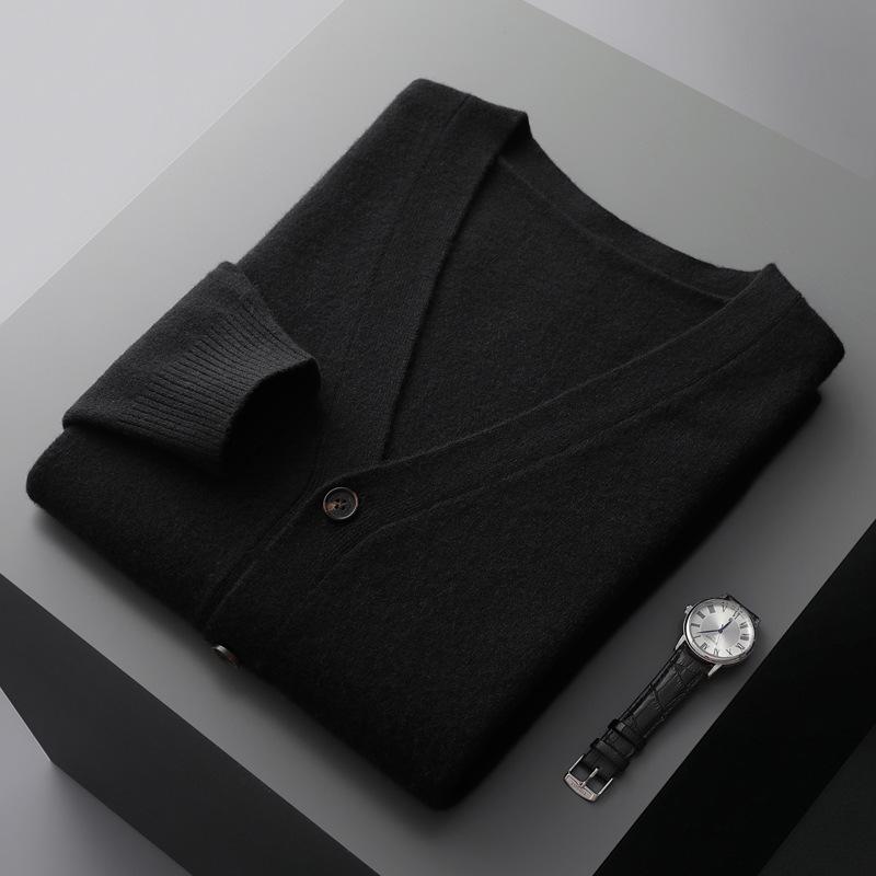 L · Black