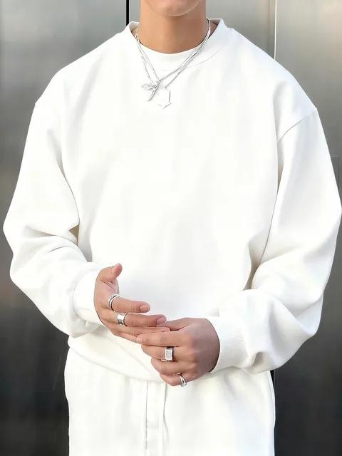 L · White