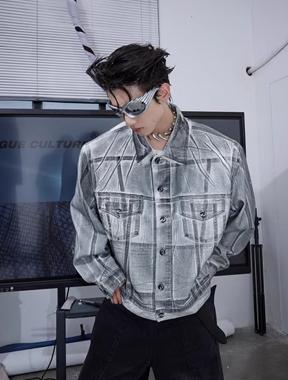 L · Grey