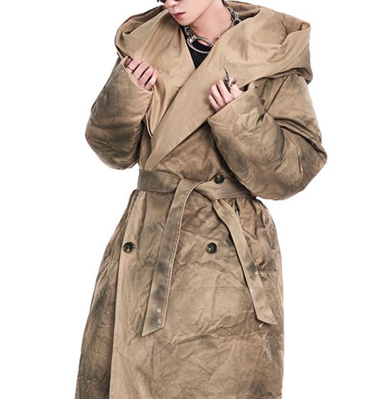 L · Khaki
