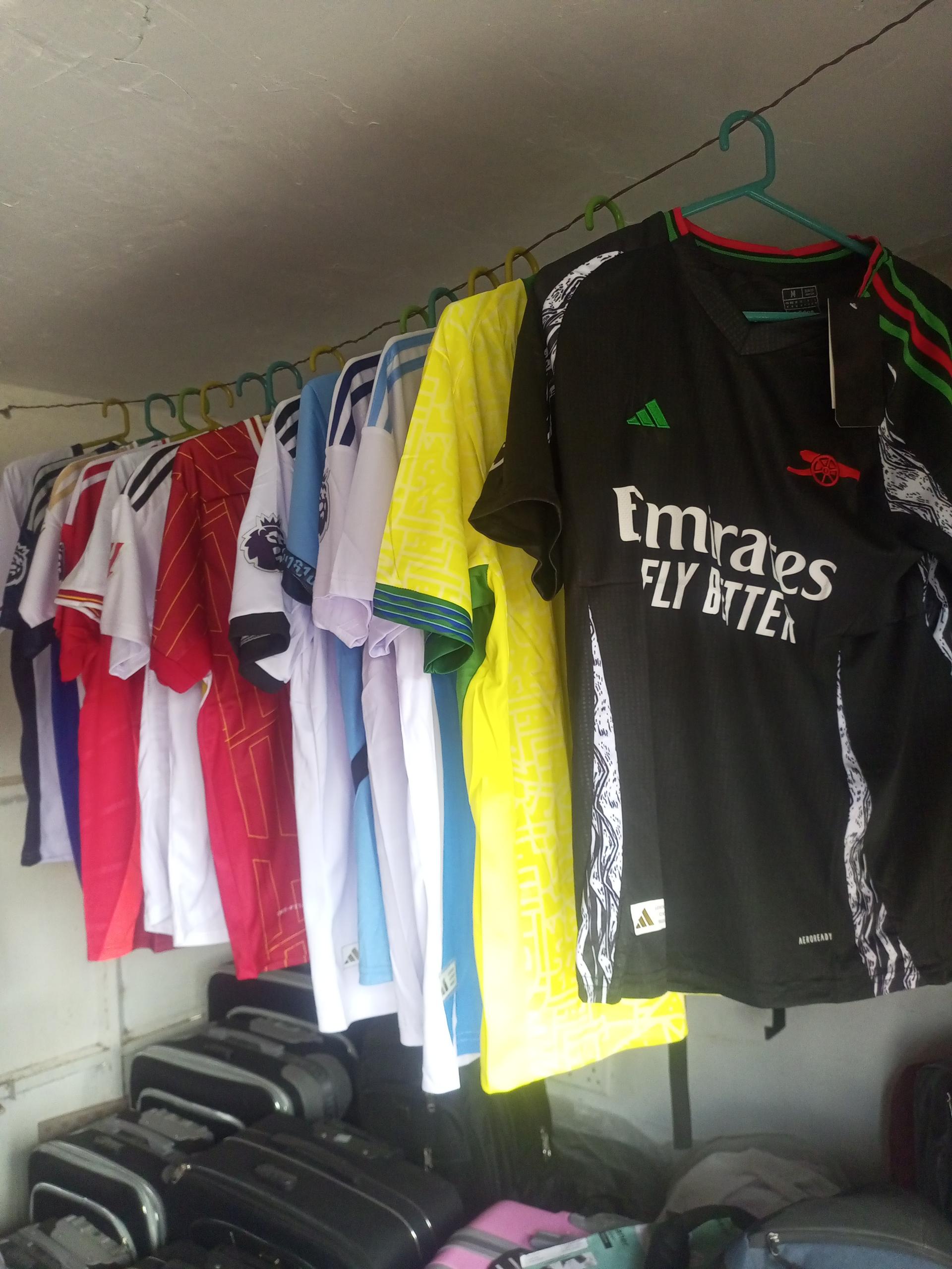 Besté Jerseys