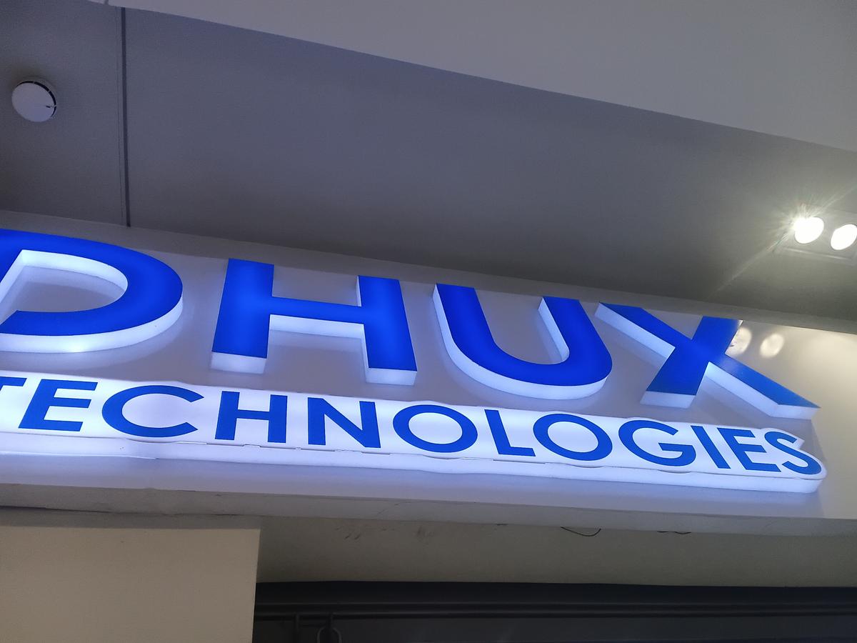 Dhux tecghnologies