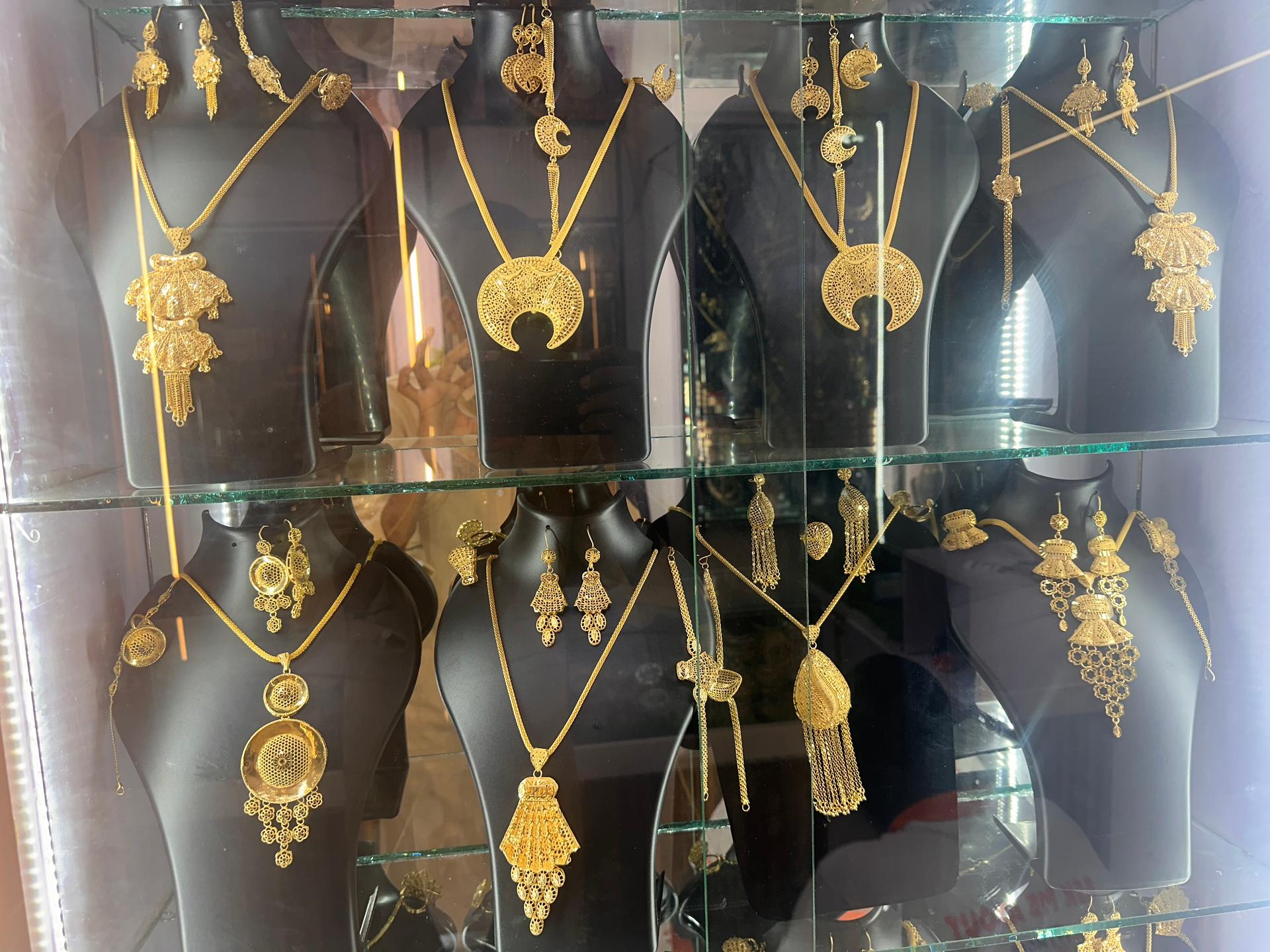 Hilac jewelery