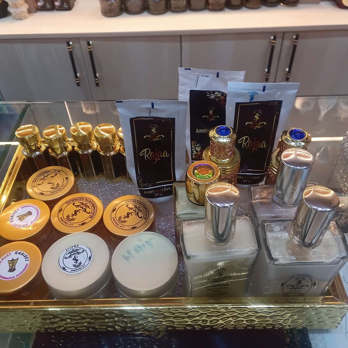 JS PERFUMES