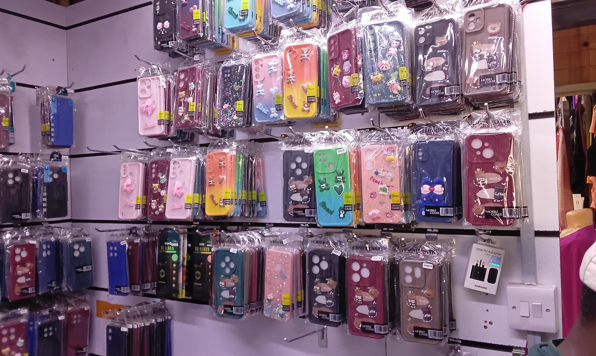 SIMEKHA ACCESORIES