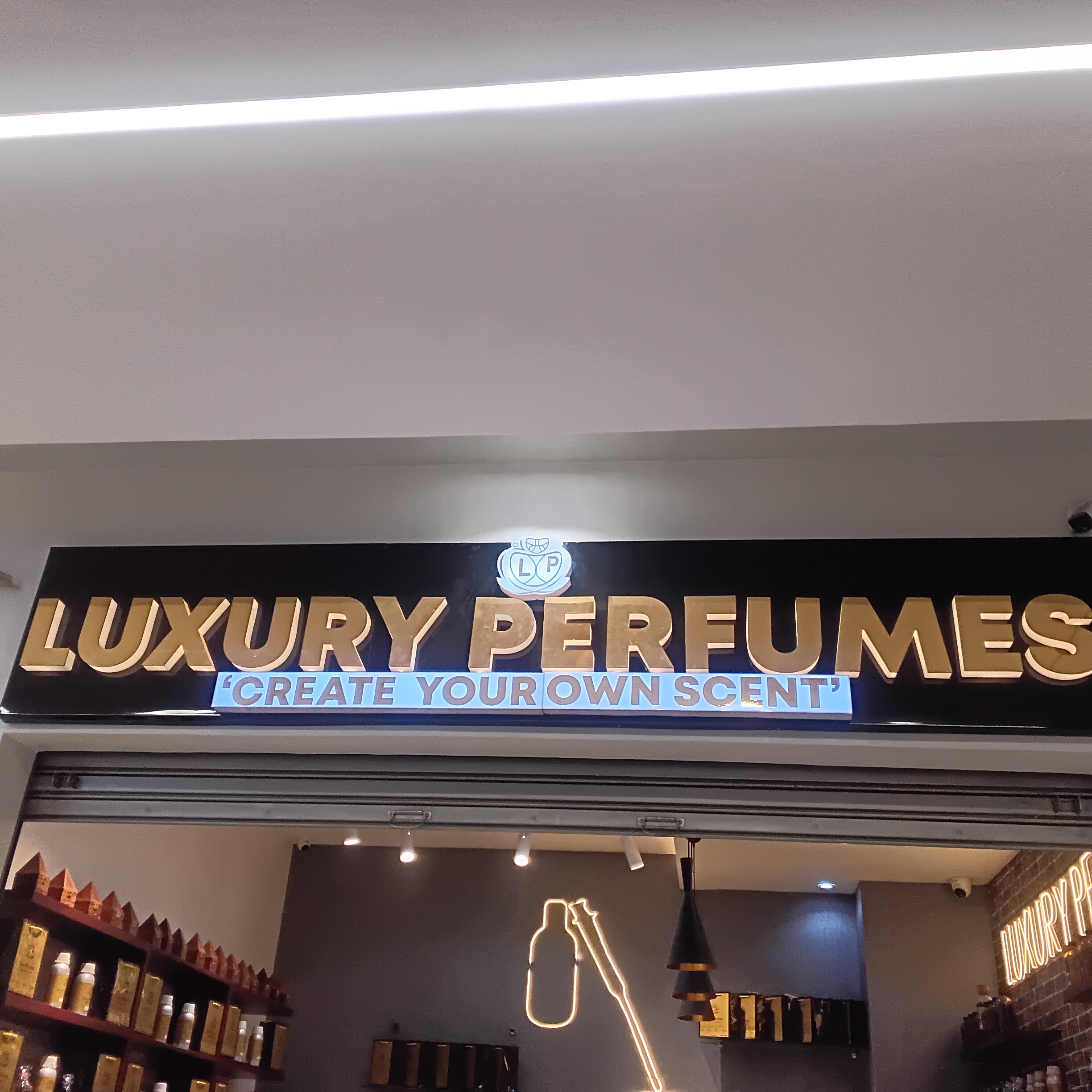 LUXURY PERFUMES