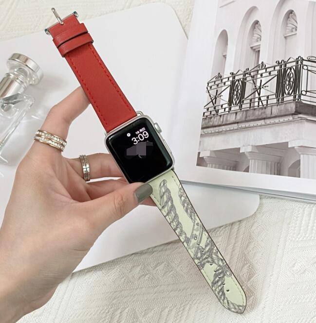 Contrasting Pattern Leather Watch Wristband Is Comfortable To Wear
