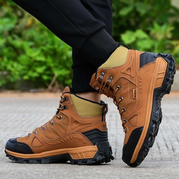 Men's Winter Thickened High-top Shoes Fleece Lining Anti-slip Large Size