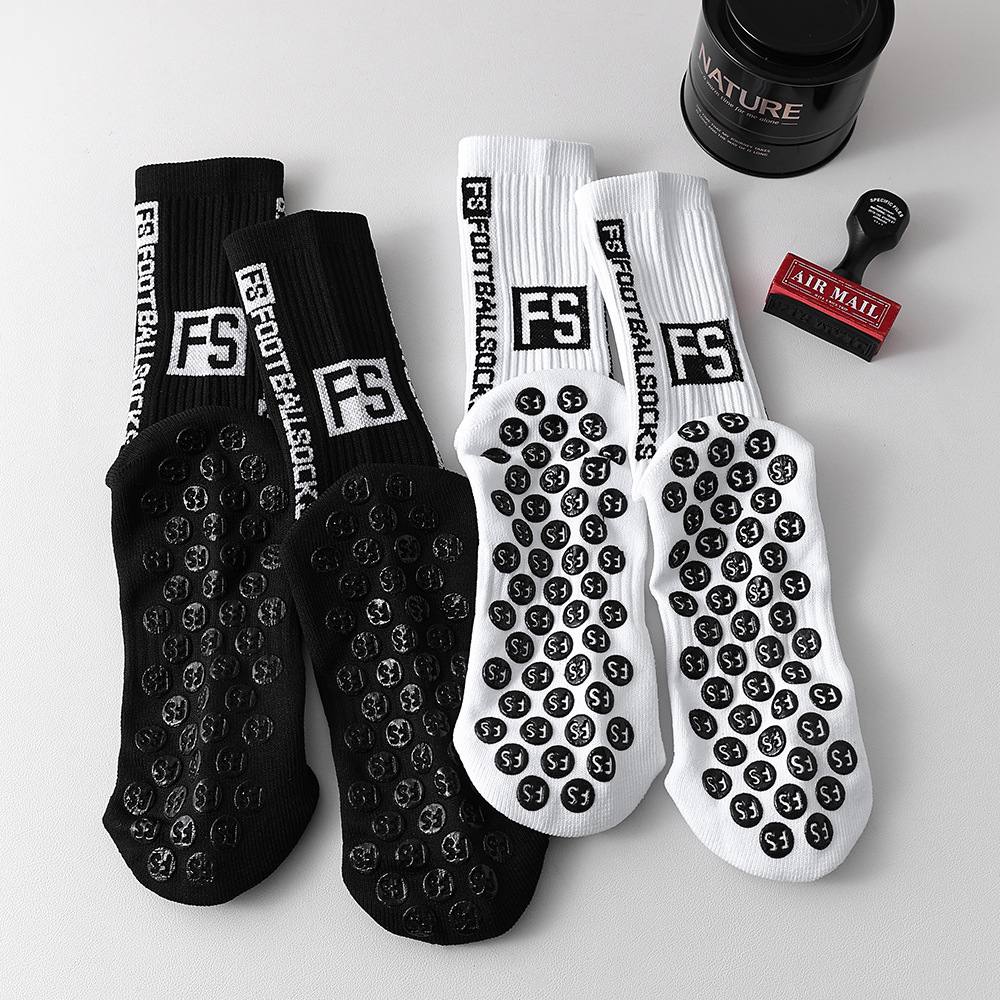 Mens Sports Socks With Nylon Dot Adhesive For Anti-slip Grip