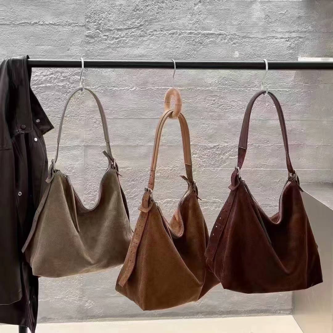 Womens Stylish High-Capacity Commuter Shoulder Bag