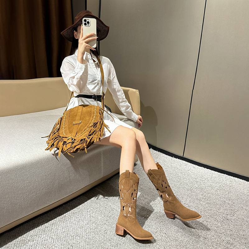 Embroidered Western Cowboy Boots With Chunky Heels And V Neck Cutout Knight Boots