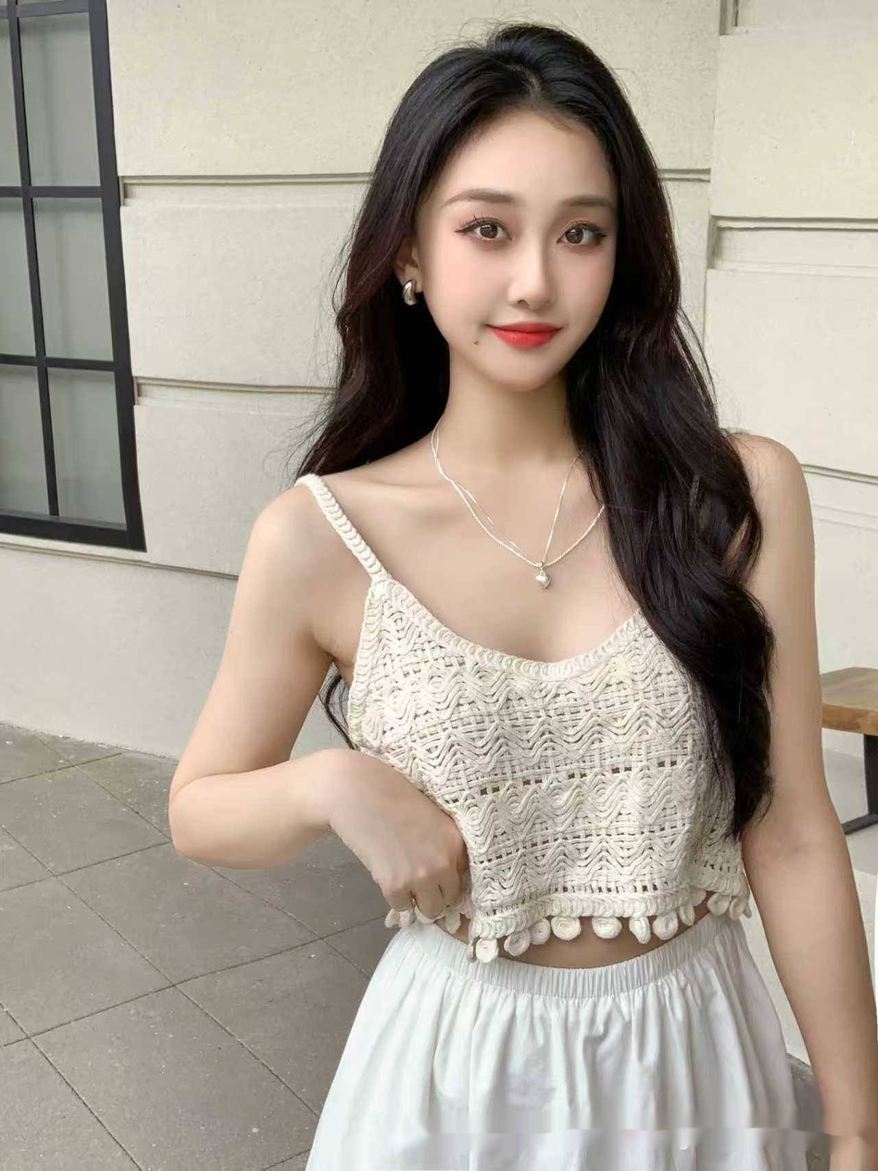 Hollow-out Crochet Loose Camisole Knit Top