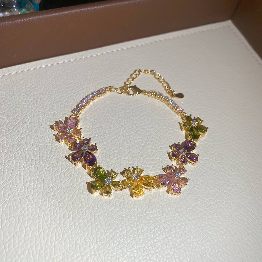 Gentle Girly Bracelet Niche Design Statement Accessory