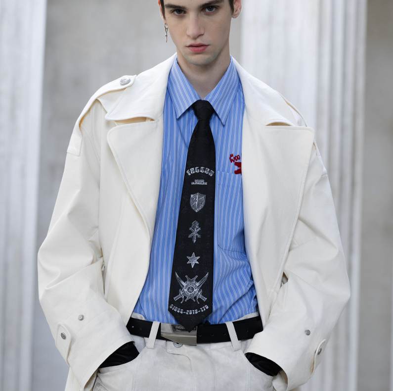 Original Design Royal Knight Non-Necktie Embroidered Twill Zipper Celebrity-Style Tie