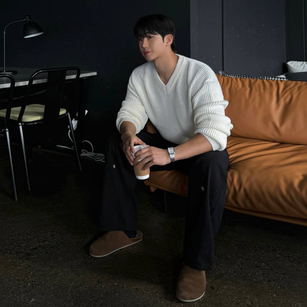 Mens AutumnWinter Loose-Knit Bottoming Sweater