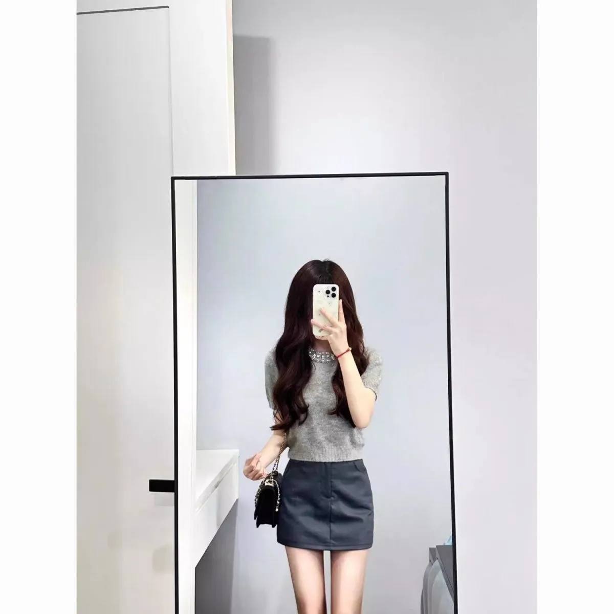 Loose-fit Knitted Gray Short-sleeve T-shirt With A Tie Detail