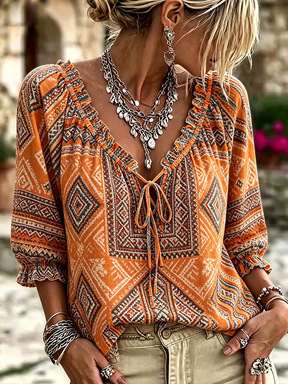 Womens Printed Cropped-Sleeve Striped V-Neck T-Shirt