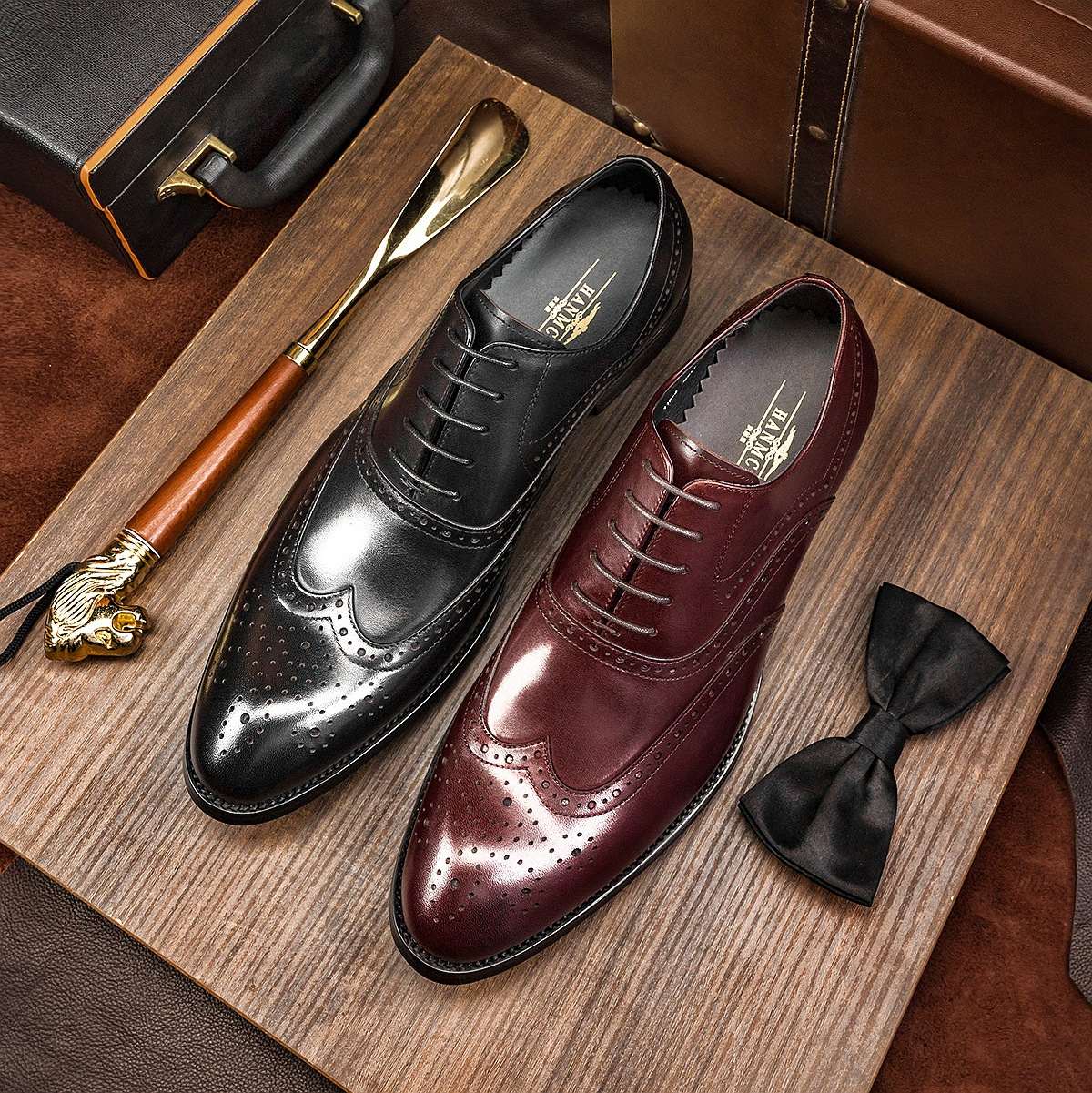 Cowhide Formal Men's Shoes, British Business Casual Shoes, Men's Lace-Up Carved Brogue Shoes