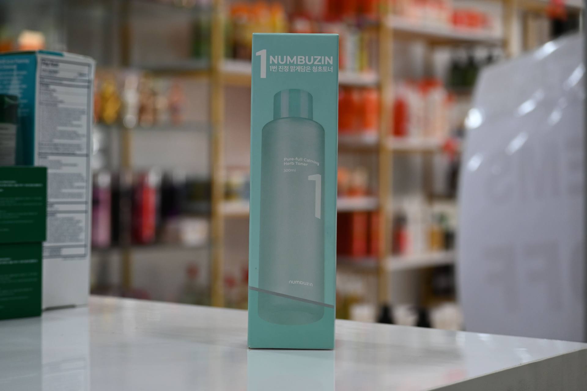 Numbuzin No.1 Pure-Full Calming Herb Toner