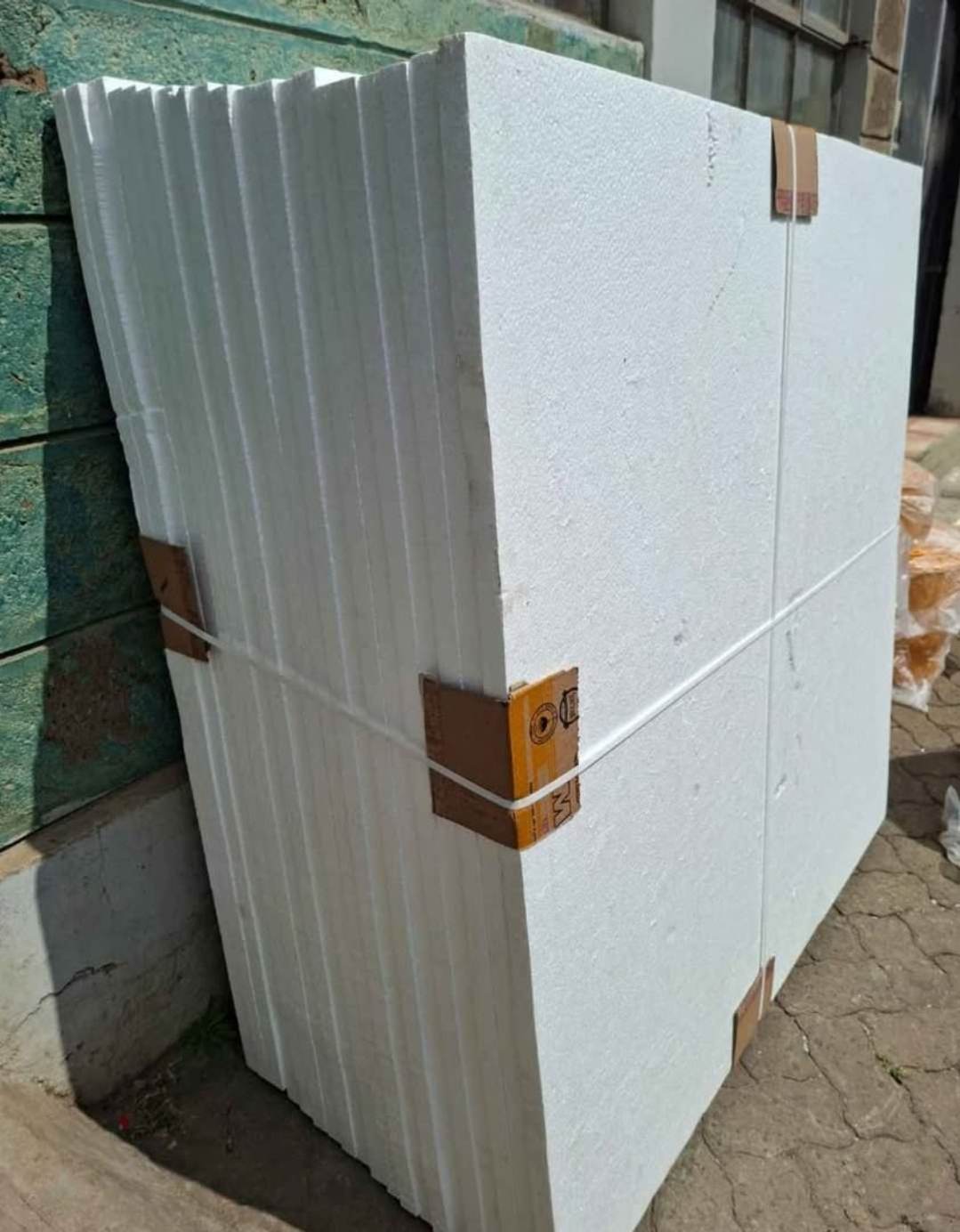 Lightweight Styrofoam Sheets (4ft x 4ft)