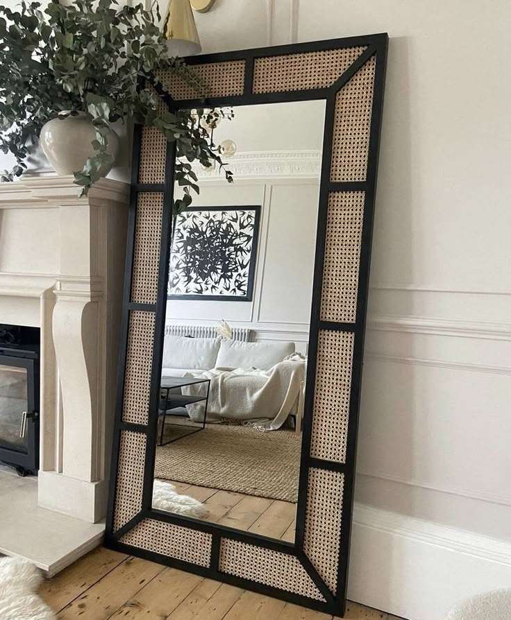 Dressing mirror
