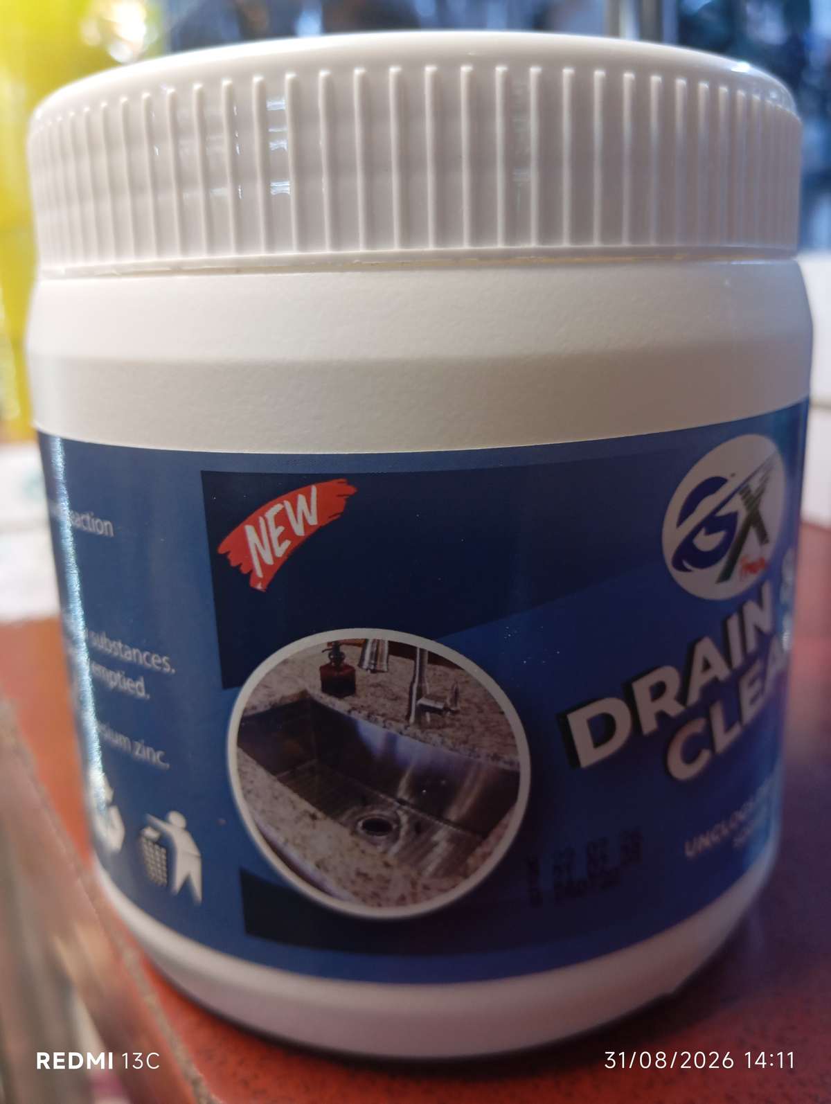 Drain &sink cleaner