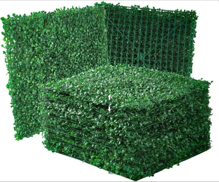 PREMIUM QUALITY ARTIFICIAL FENCES