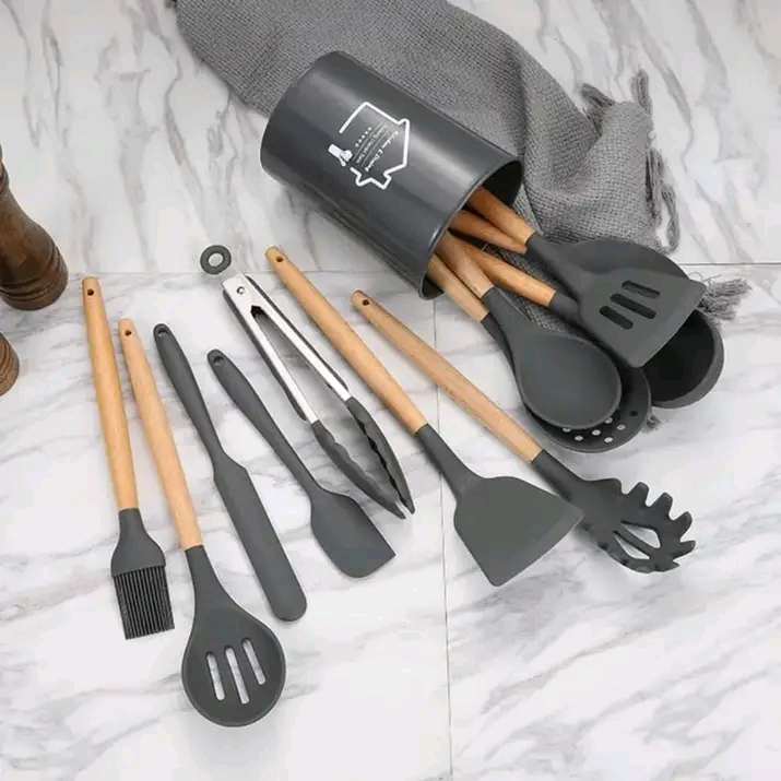 Silicone spoons set