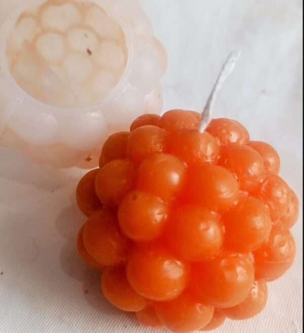 Small Ball-Formed Candle – 5cm, 95g