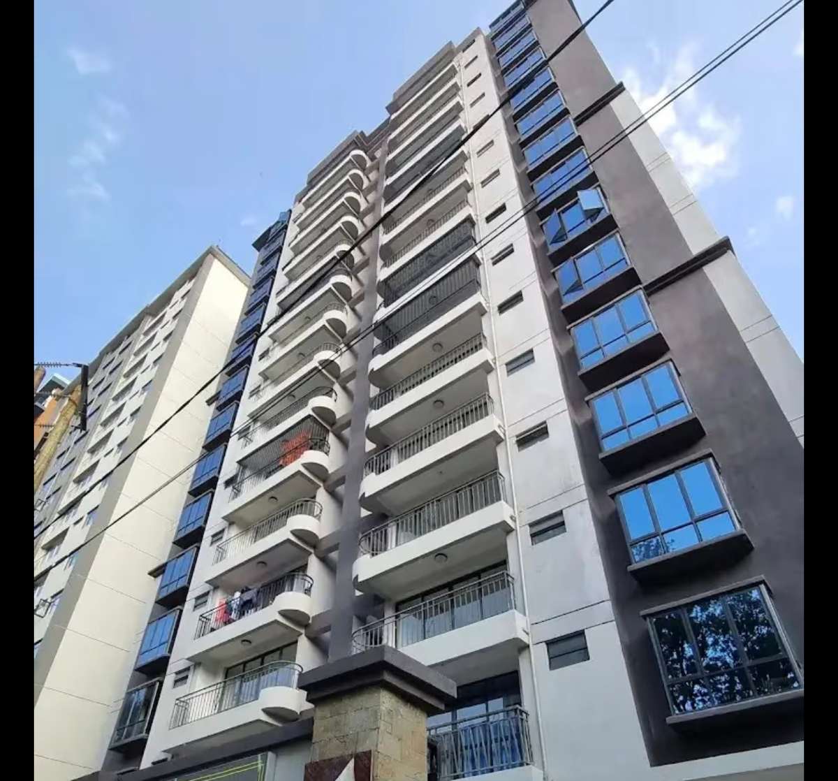 Secure 3 Bedrooms Modern Family Residence With Servant Quarter And Premium Lifestyle