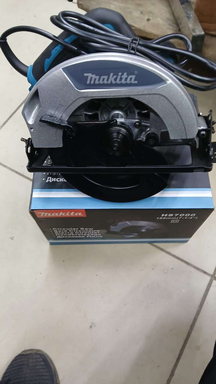 Makita circular saw